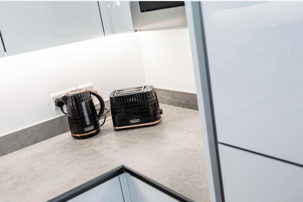 Modern - Sleeps 7 * Portrush