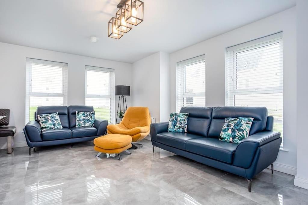 Modern - Sleeps 7