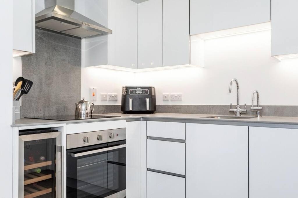 Modern - Sleeps 7