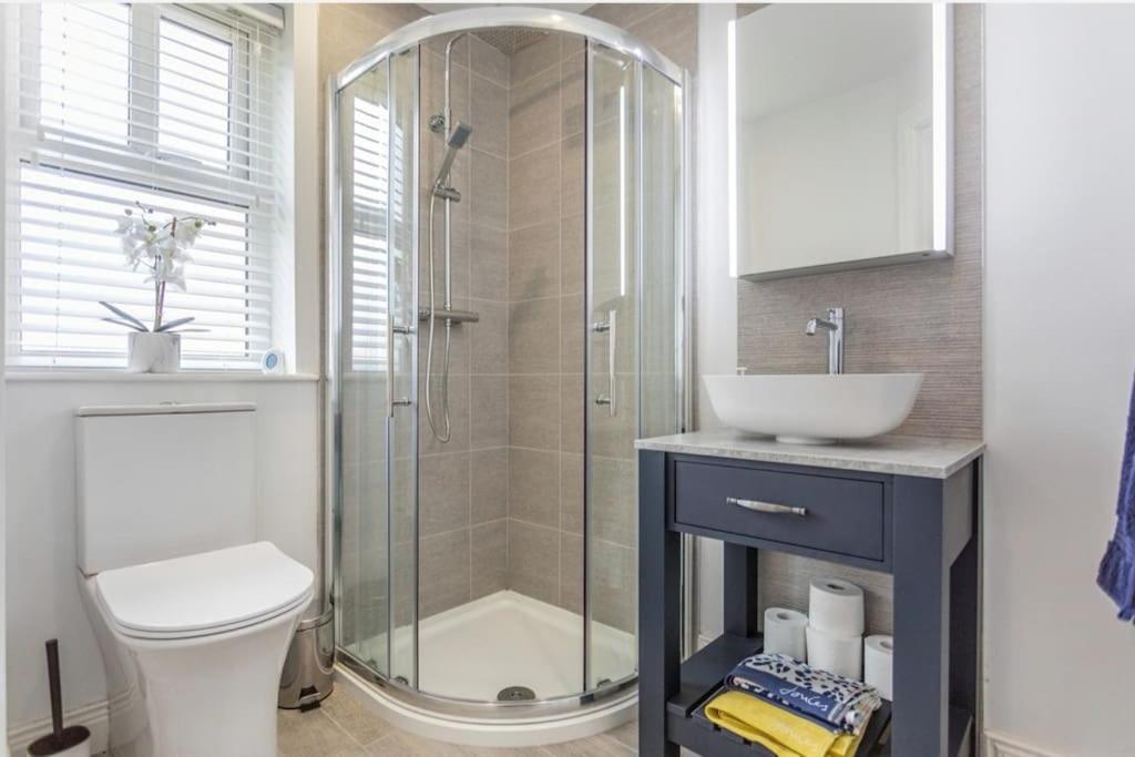 Modern - Sleeps 7